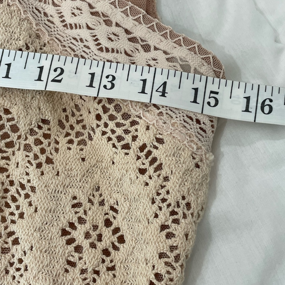 BCBGMaxAzria Cream Lace Tank Top (S) - Picture 8 of 11
